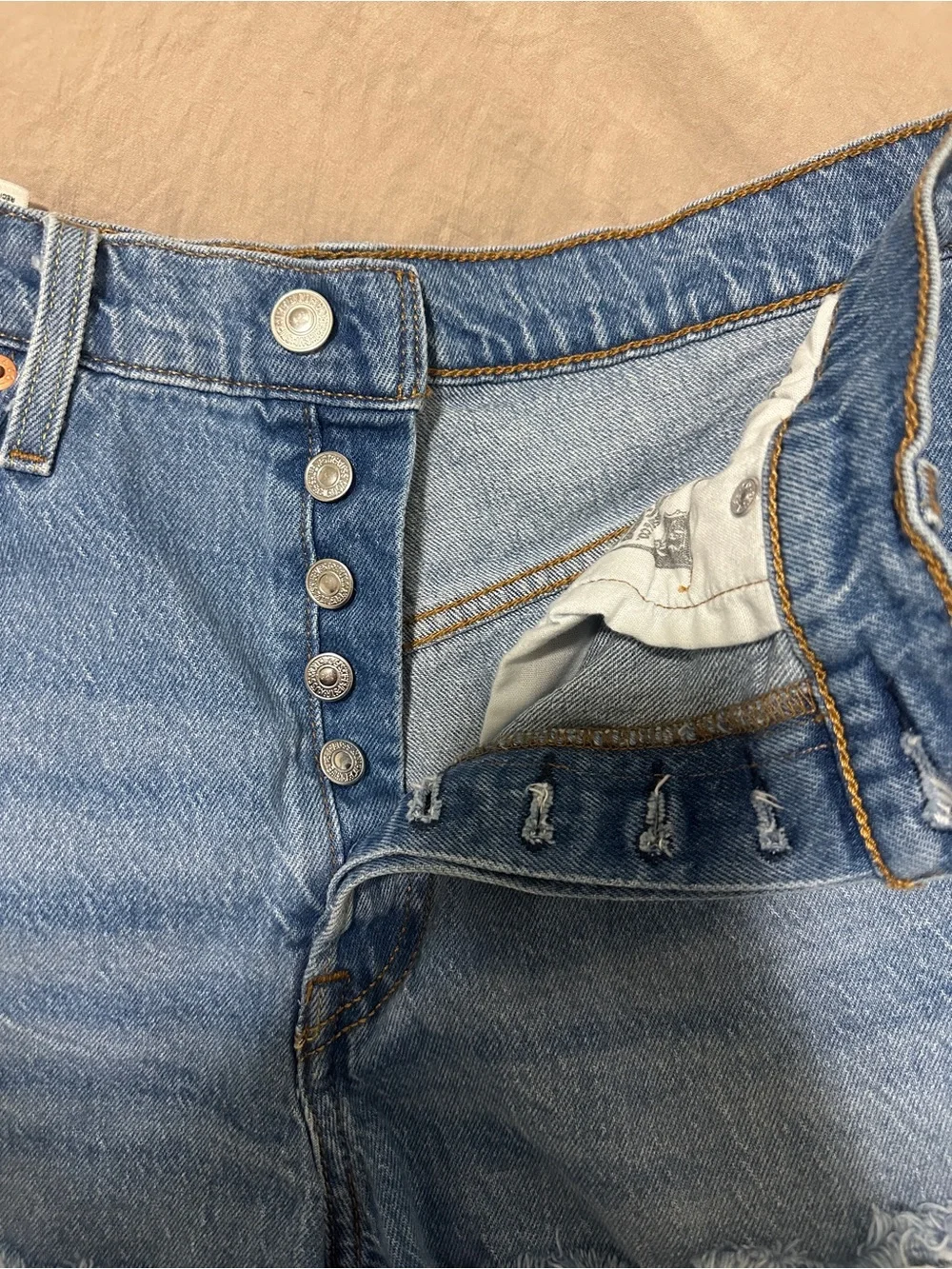 LEVIS Denim Shorts
